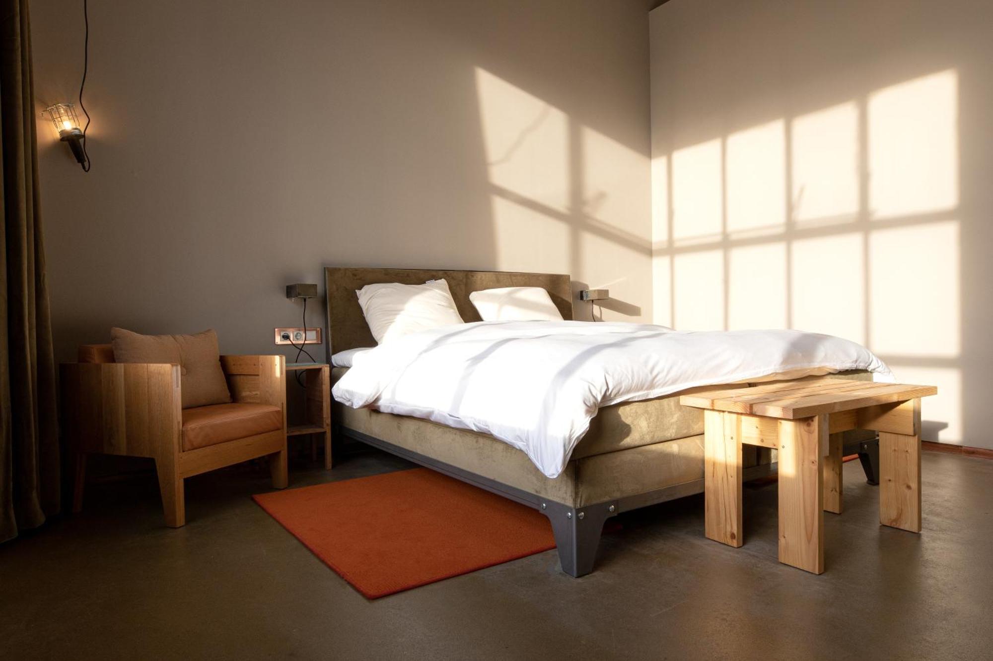 Piet Hein Eek Hotel *